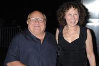 Rhea Perlman