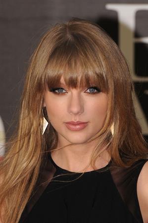 Taylor Swift Brit Awards 2013 at 02 Arena in London 2/20/13 