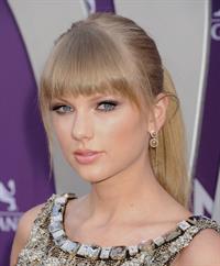 Taylor Swift 48th Annual Academy of Country Music Awards in Las Vegas 4/7/13 
