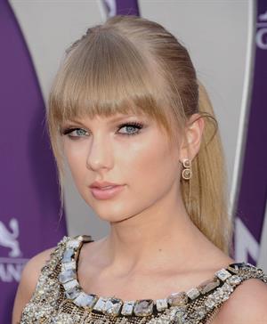 Taylor Swift 48th Annual Academy of Country Music Awards in Las Vegas 4/7/13 