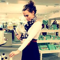 Bethany Joy Lenz-Galeotti