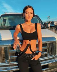 Rachel Cook living the Van Life