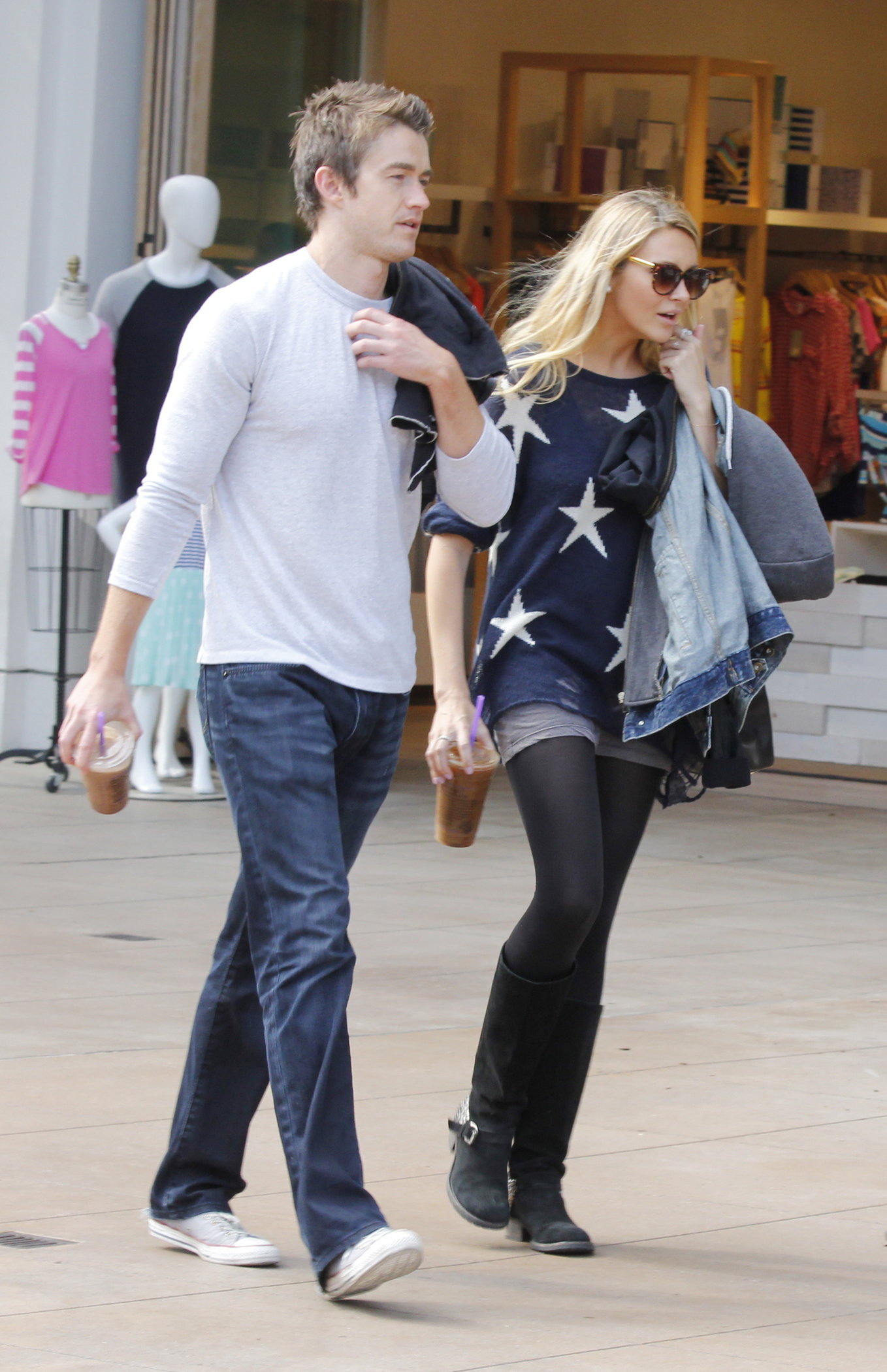 Stephanie Pratt with Robert Buckley in Los Angeles (16.05.2013) 