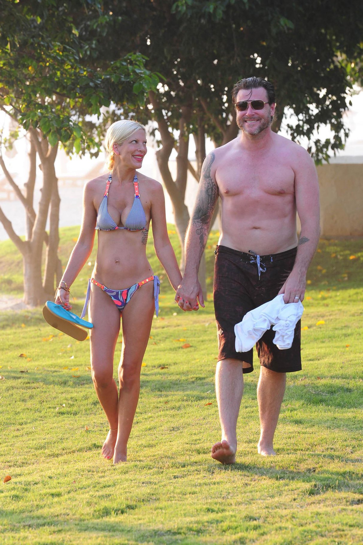 Tori Spelling Celebrates her birthday with family at the St Regis Punta Mita Resort in Mexico (May 20, 2013) 