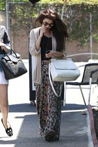 Selena Gomez Pictures Selena Gomez