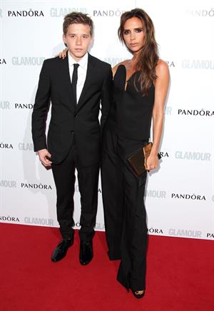 Victoria Beckham Glamour Awards at Berkeley Square Gardens (June 4) 