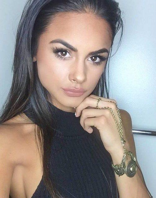 Sophia Miacova taking a selfie