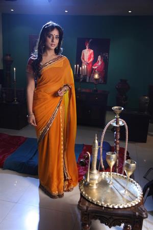 Mahie Gill unknown shooting spot HQ X