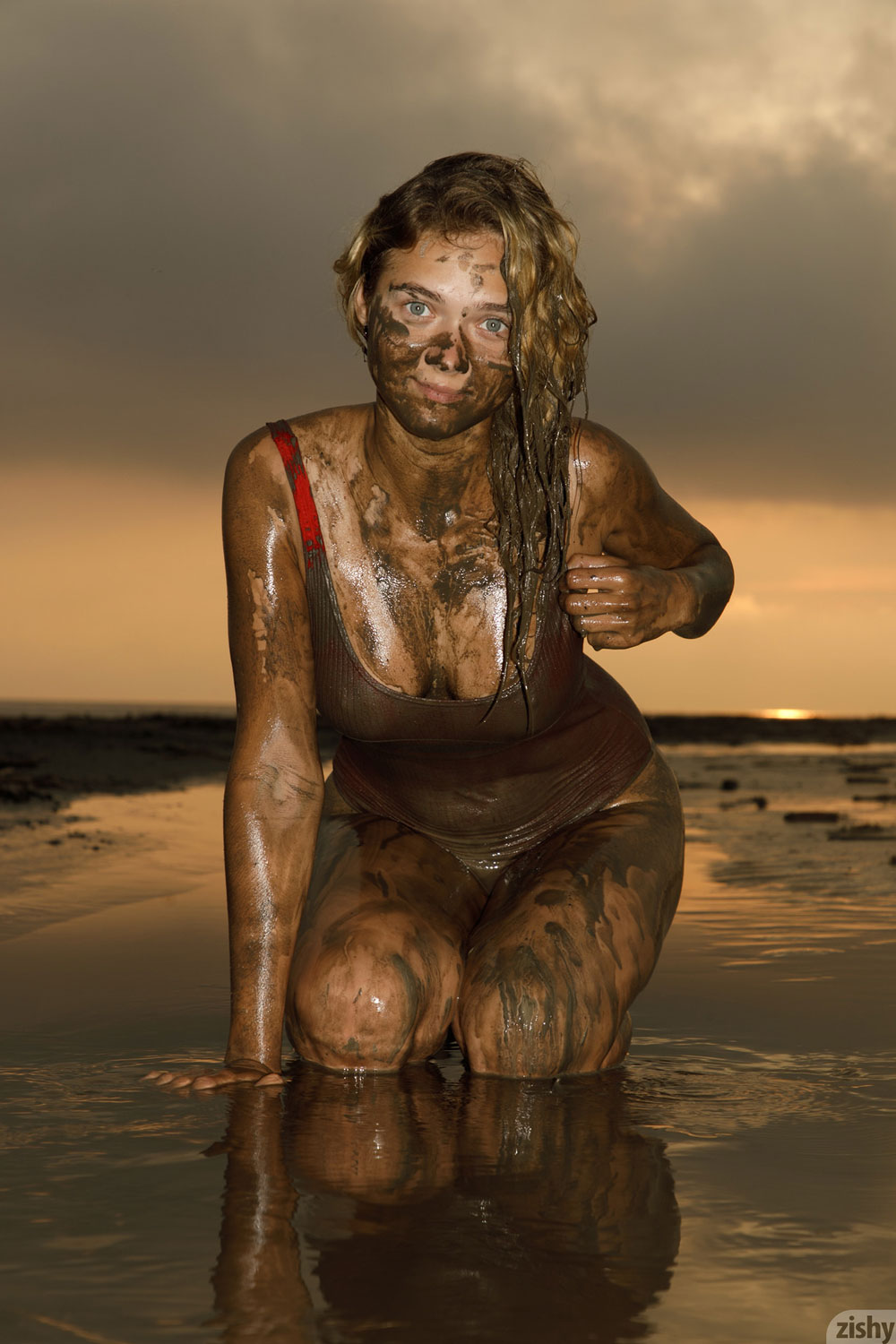 Sofia Orlova Muddy