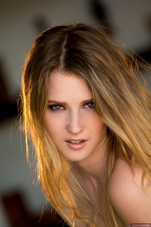 Ashley Lane loves to put her beautiful breasts on display
