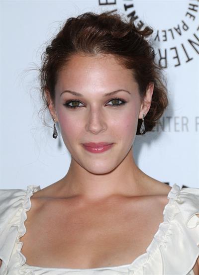 Amanda Righetti