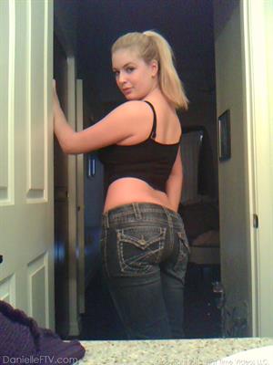 Danielle FTV Nude Pictures Tbt 2013 No5