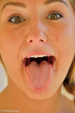 Nicky Nude Pictures Sunny Braids