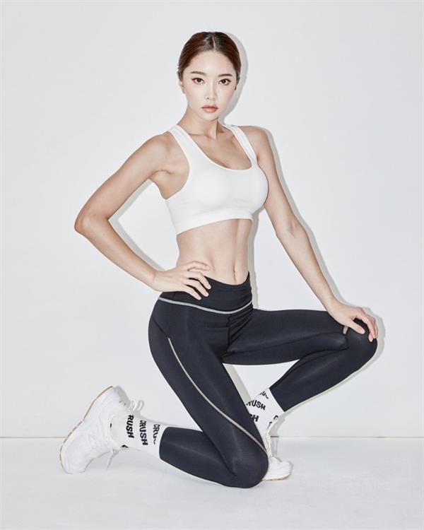 Park Soo Yeon