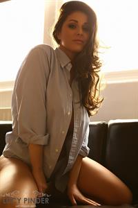 Massive collection of babe Lucy Pinder. 

High Defination potraits of Lucy Pinder.