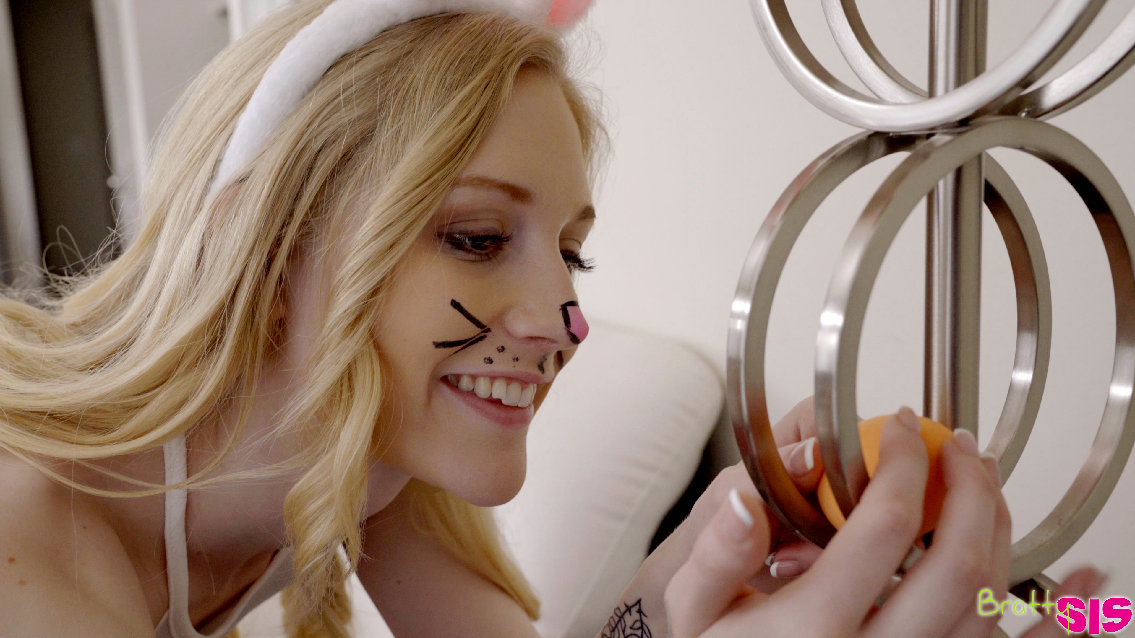 Spunky spinner Emma Stone dresses up for an egg hunt that gets hardcore as she fucks her stepbro for the money egg