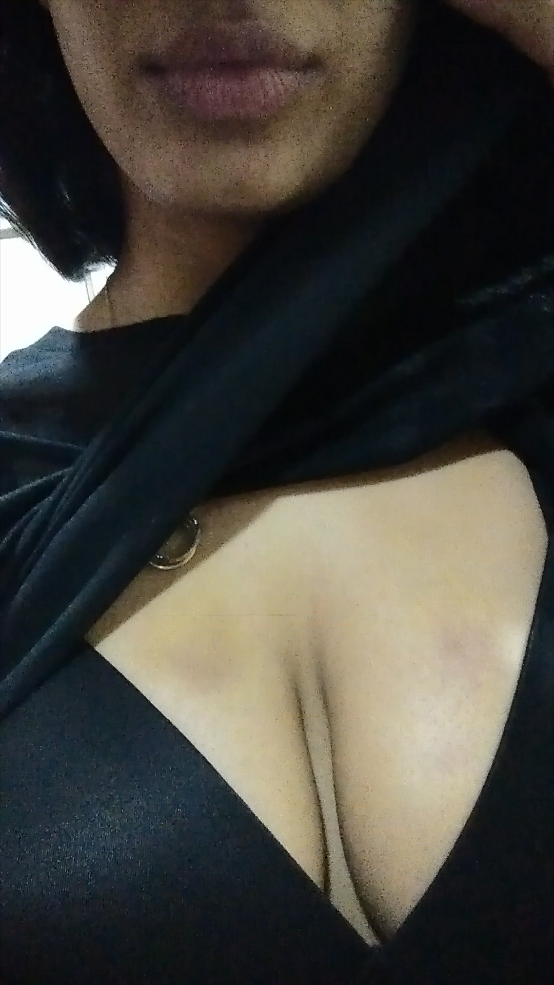 batryder the indian slut Selfie Pictures Hi, i am a Tinder slut