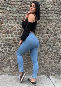 Alaide Penaloza - ass