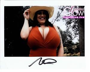 Leanne Crow Nude Pictures Leanne Crow Polaroid Shots With Her Huge Boobs You Want to Feel
