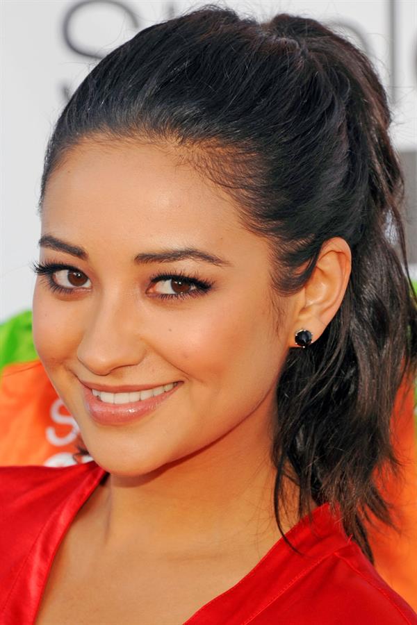 Shay Mitchell