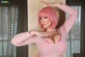 Busty Babe Lana Kendrick Pretty in Pink