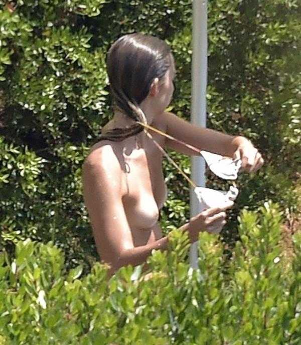 Talita Von Furstenberg nude boobs caught by paparazzi on vacation taking off her bikini top showing her topless tits.