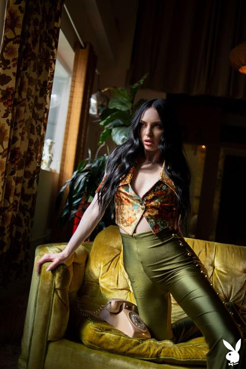 Carissa White Nude Slim Goddess