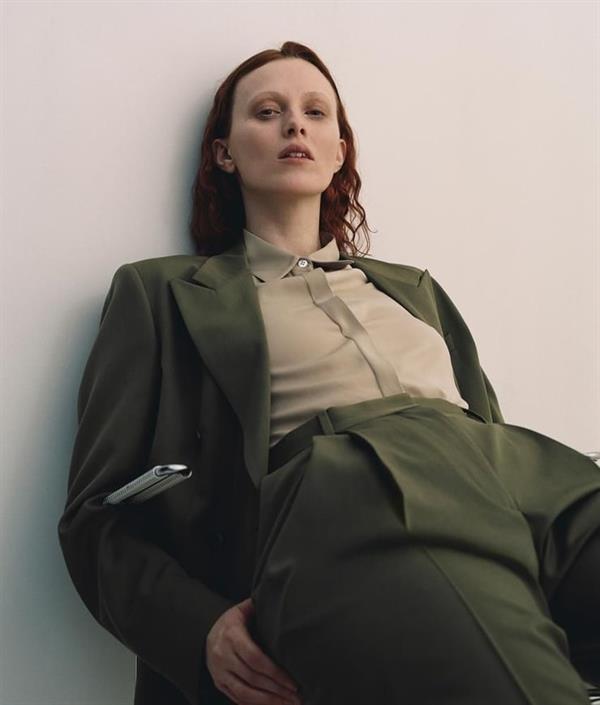 Karen Elson