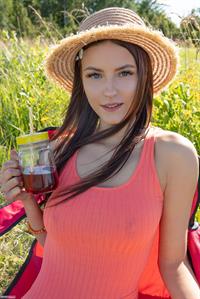 Kinky - ShowyBeauty - Astounding Beauty