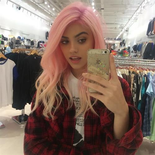 Kelsey Calemine Selfie Pictures Kelsey Calemine taking a selfie