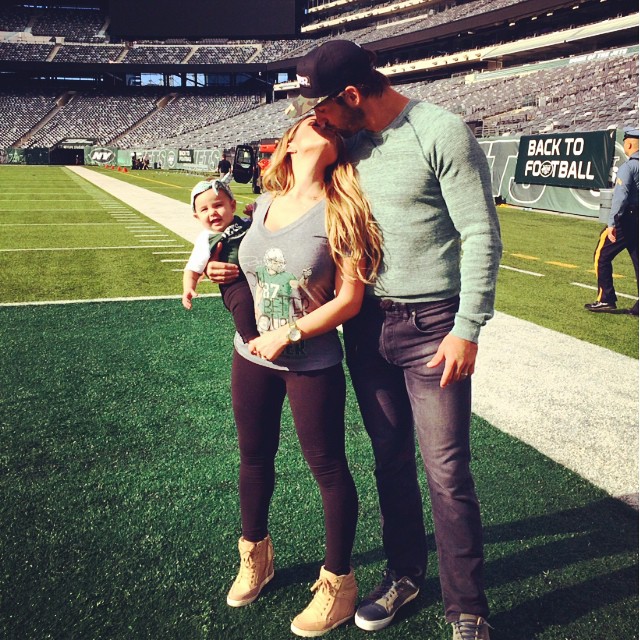Jessie James Decker Pictures Jessie James Decker