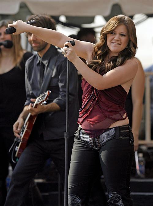 Kelly Clarkson