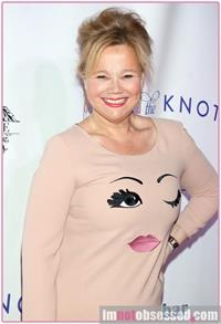 Caroline Rhea