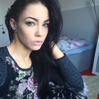 Stephanie Davis (fitness model)