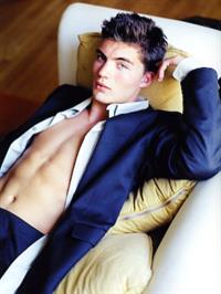 Zane Holtz