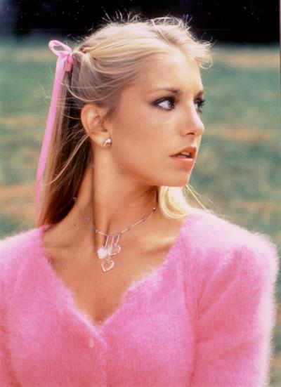 Heather Thomas in Zapped!