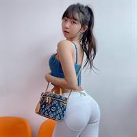 Eunji Pyoapple - ass