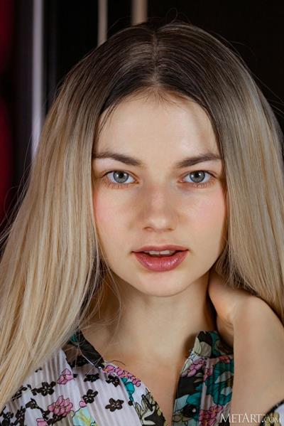 Francesca Rose Posing Naked