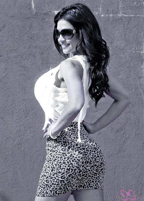 Denise Milani Photoset - Retrod