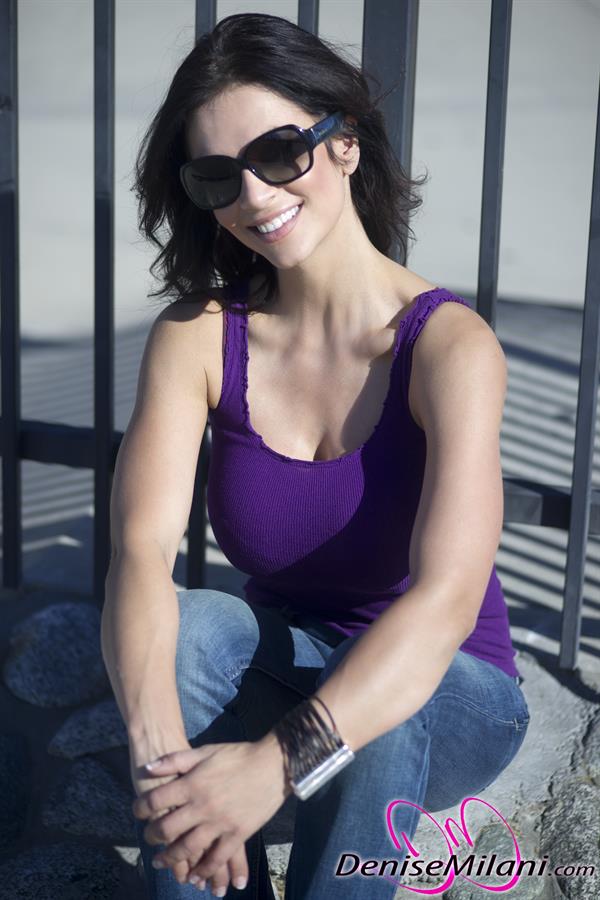 Denise Milani Photoset - PurpleJanuary