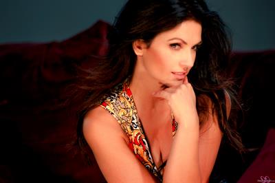 Denise Milani Photoset - OrangeTop