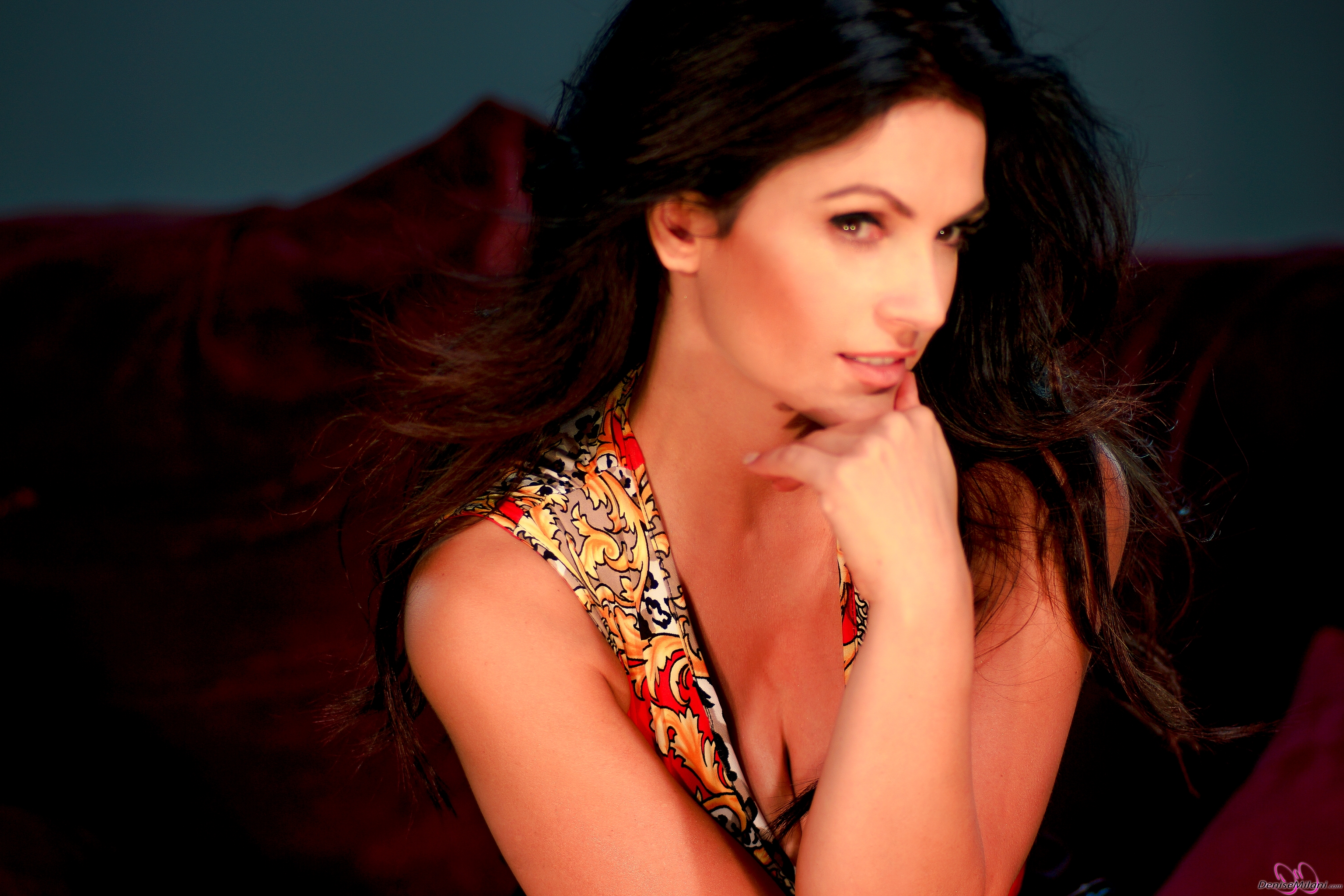 Denise Milani Photoset - OrangeTop