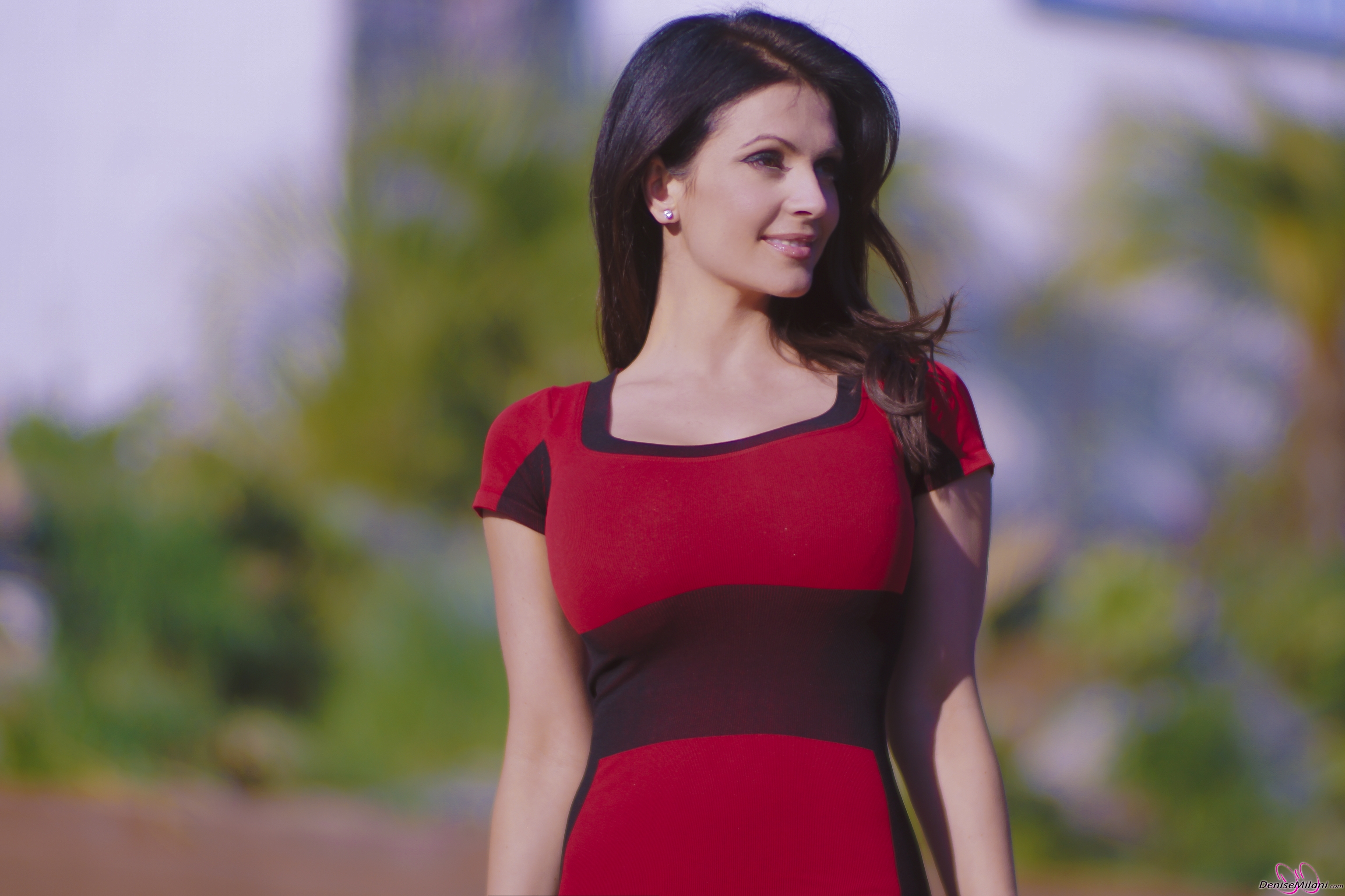 Denise Milani Photoset - Red2013