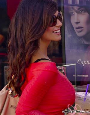 Denise Milani Photoset - RedCandids