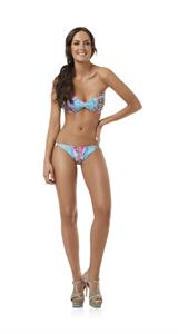 Macri Elena Vélez in a bikini