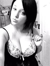 27 Oklahoma Married little cum dump Saggy ass tits, but she’ll do whatever you tell her (ANYTHING)