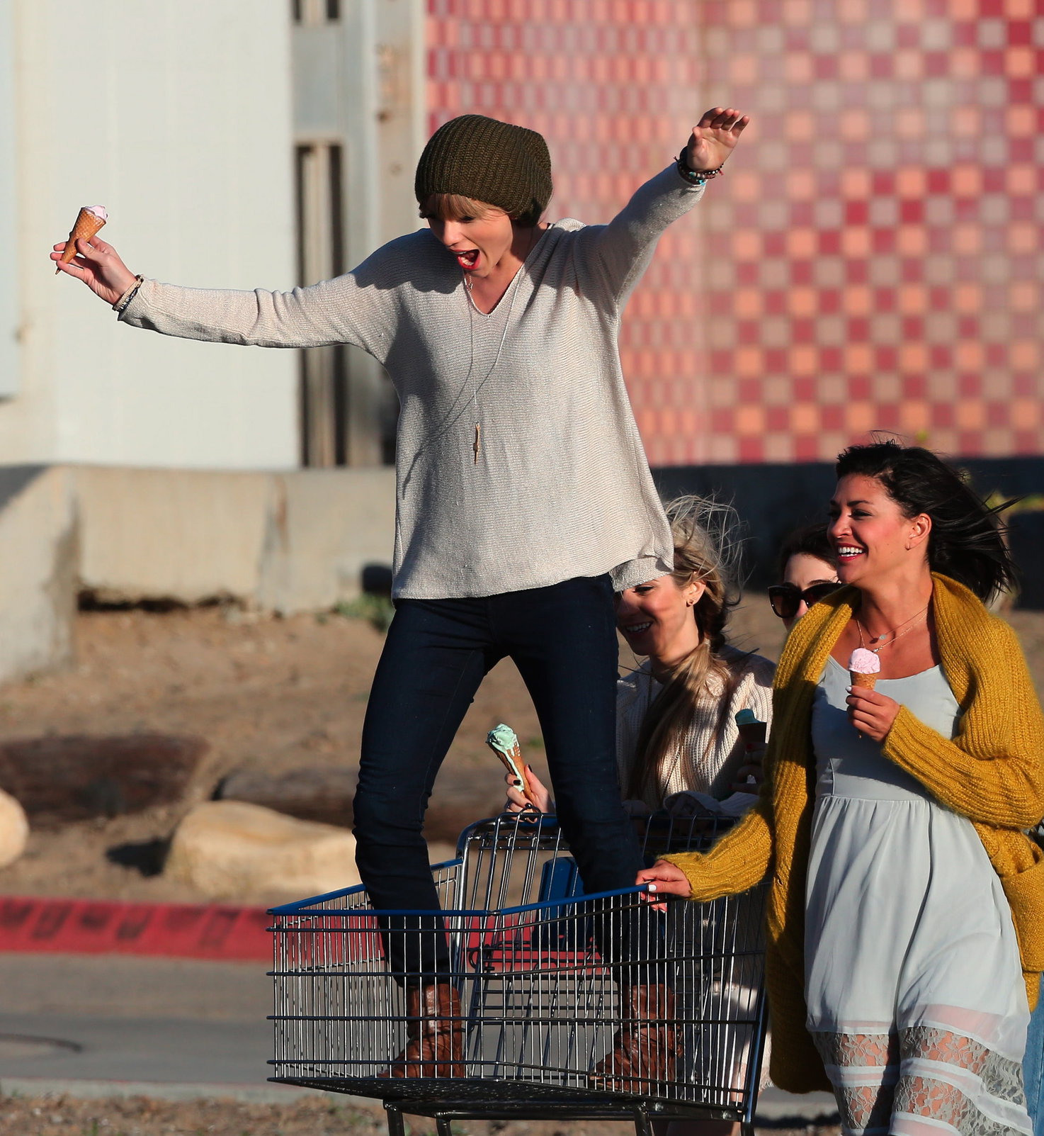 Taylor Swift filming a music video in Malibu 2/11/13 
