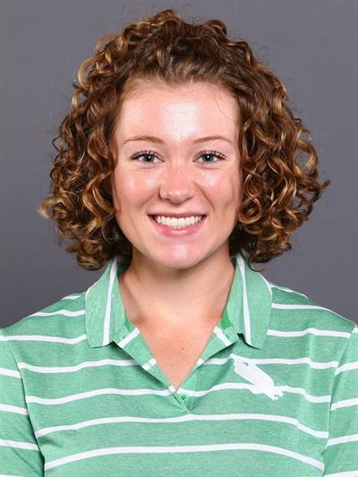 madison taking a selfie