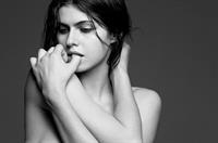 Hottie Alexandra Daddario Nude!!!!!!!