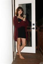 Onna Metcalf shows her Cute Butt